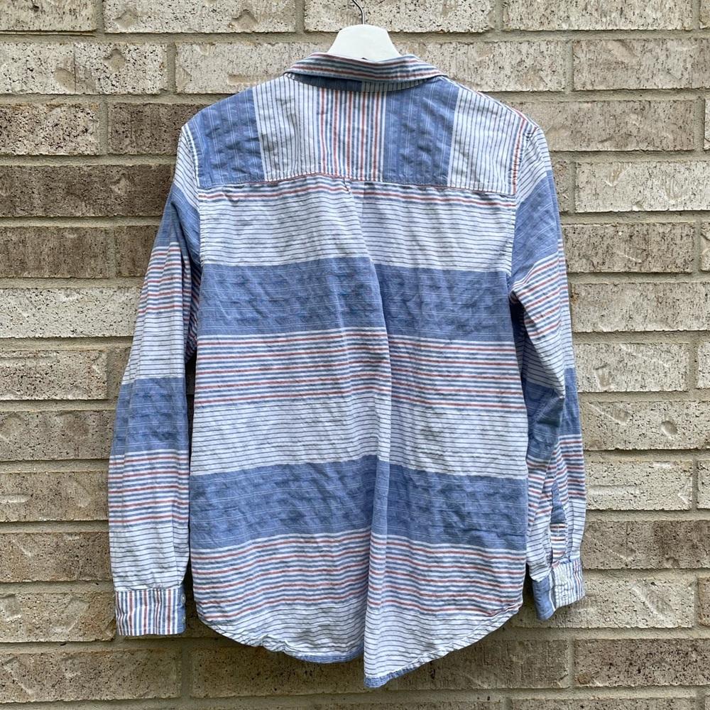 Universal Thread Button Down - Picture 5 of 9